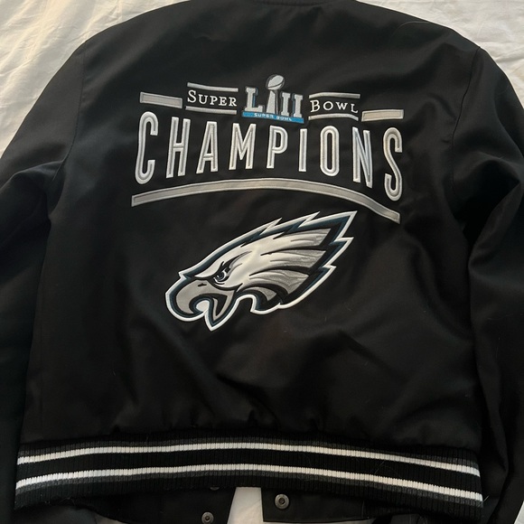 Super Bowl LII Champions Fanatics NFL Pro Line Black Jacket - Picture 2 of 3